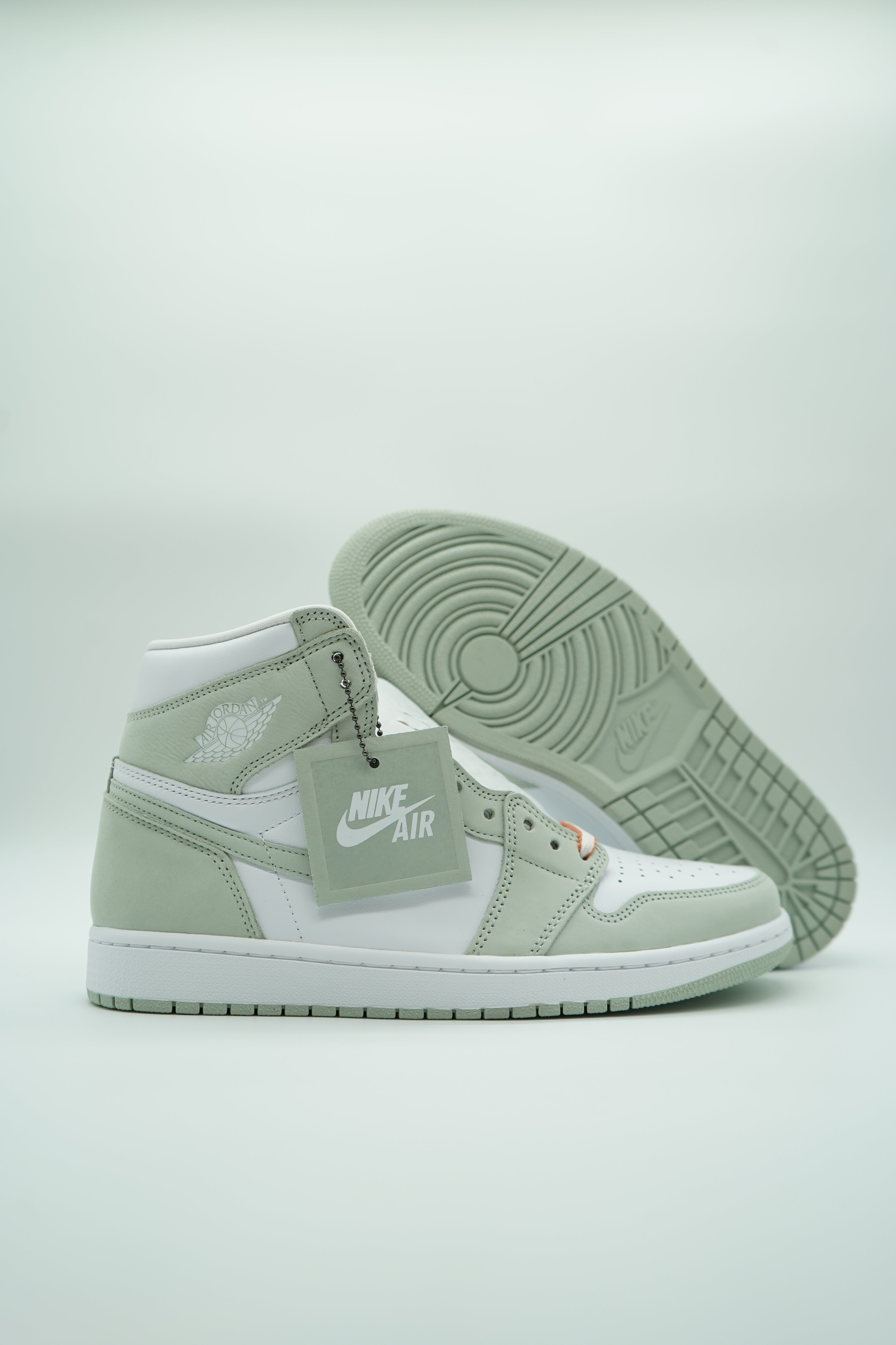 W Air Jordan 1 High OG Sea Foam – DecadeFootwear
