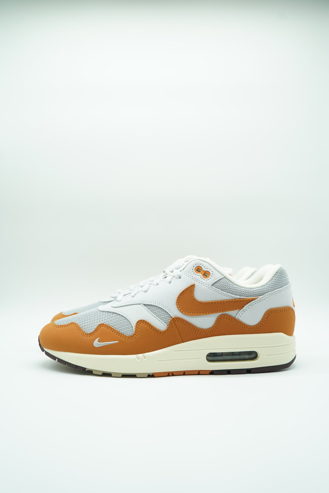 Nike Air Max 1 Patta Waves Monarch – DecadeFootwear